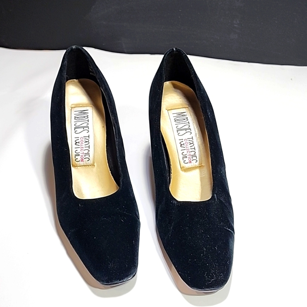 Vintage Mootsies Tootsies velvet pumps